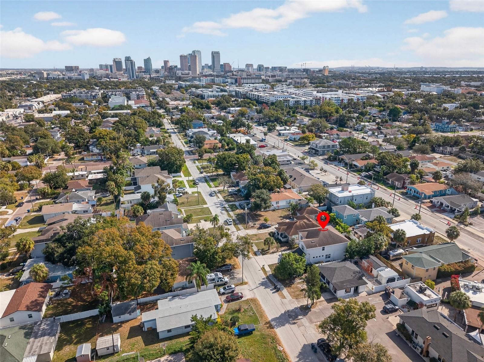 Listing photo id 43 for 2118 Lemon Street