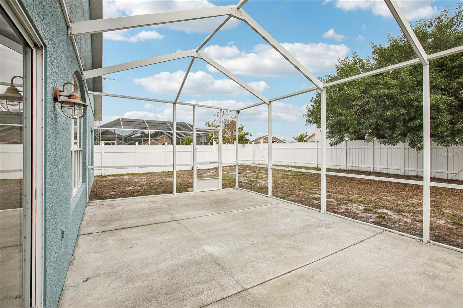 Image 36 of 49 For 2700 Sierra Vista Way