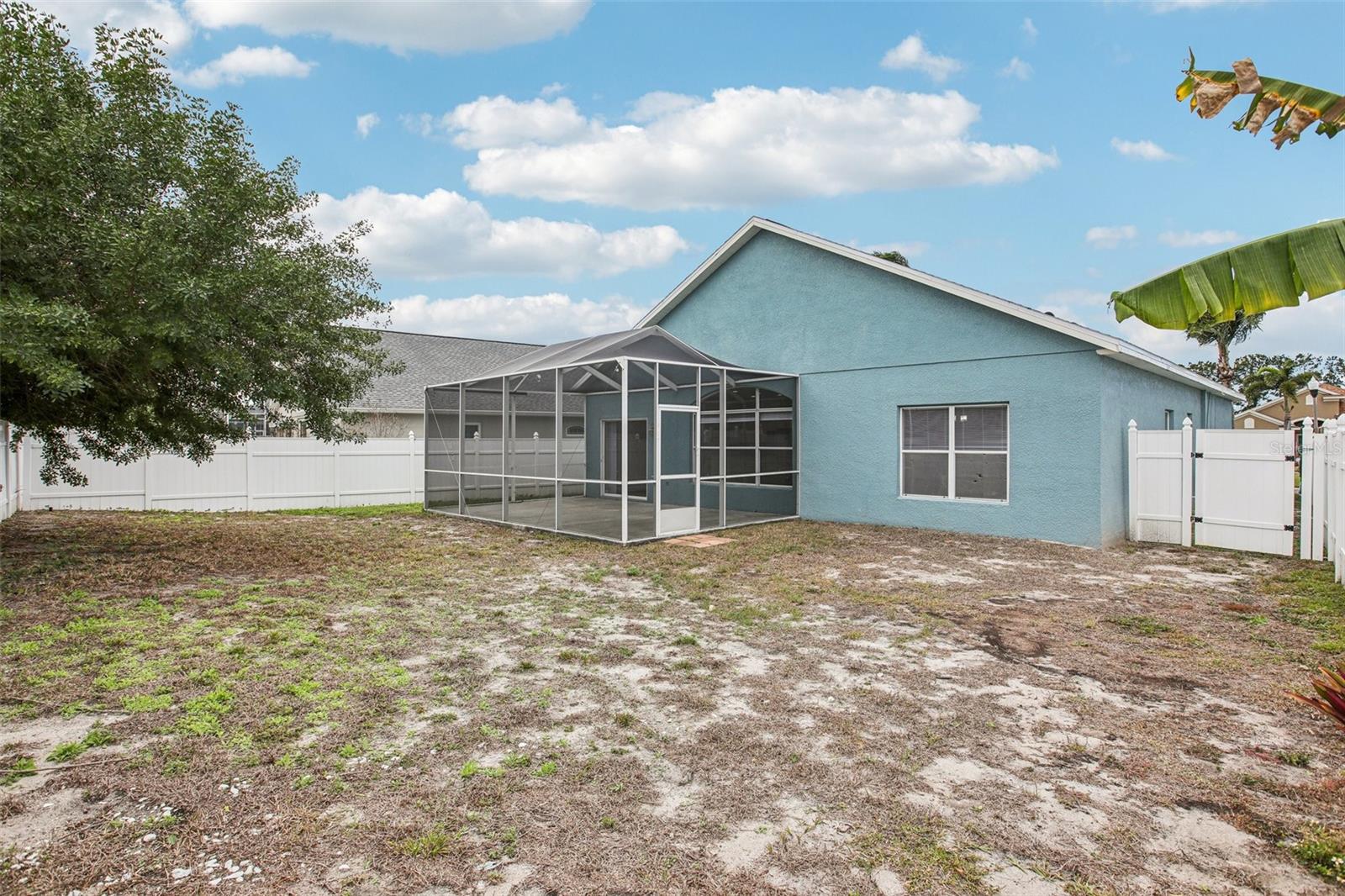 Image 38 of 49 For 2700 Sierra Vista Way