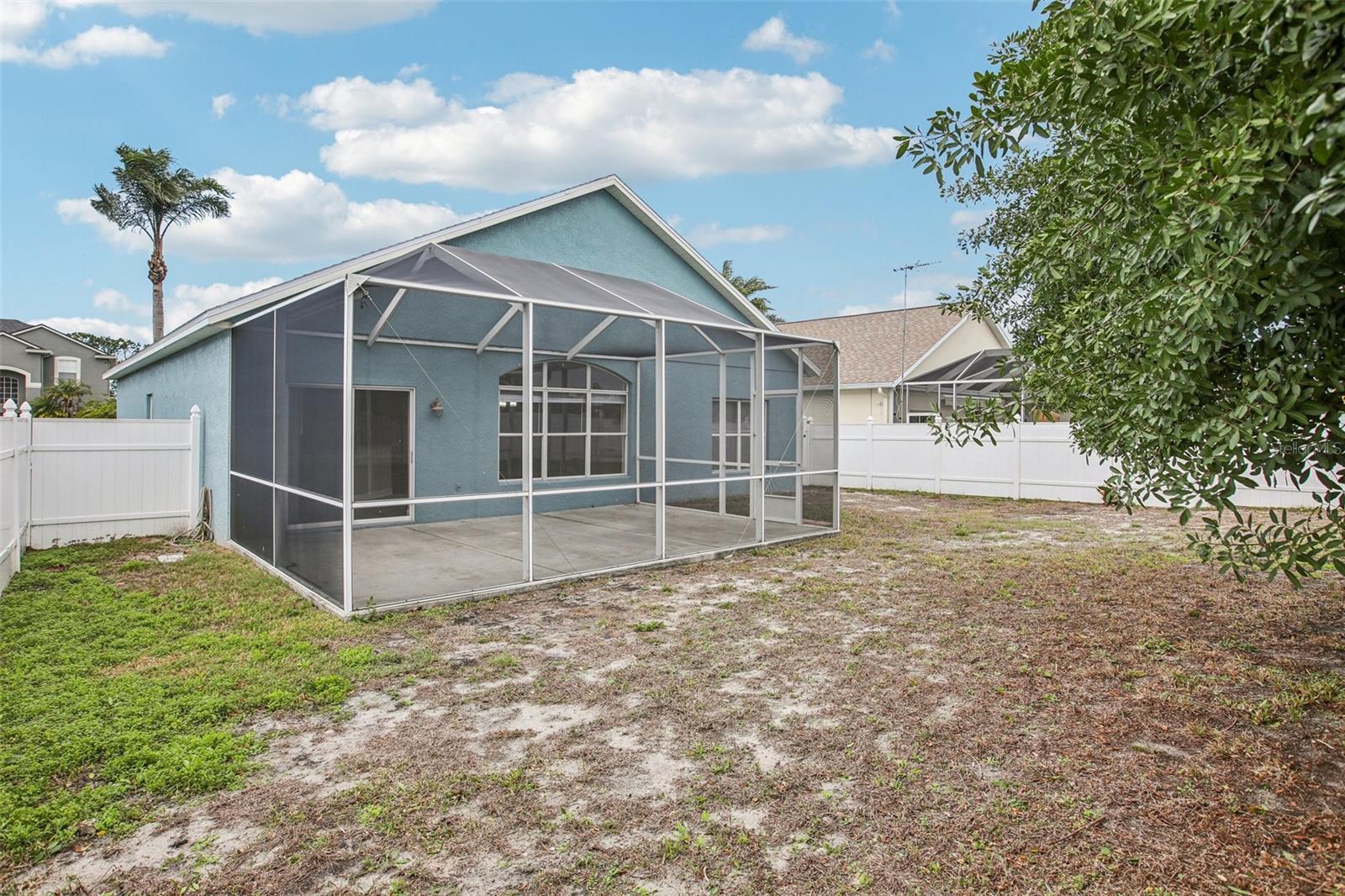 Image 40 of 49 For 2700 Sierra Vista Way