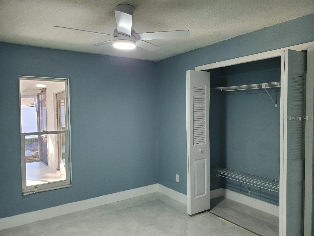 Listing photo id 14 for 7607 Winging Way Drive