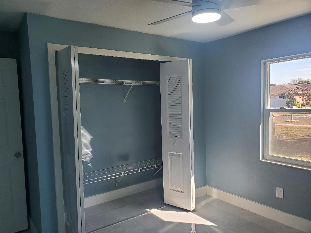 Listing photo id 16 for 7607 Winging Way Drive