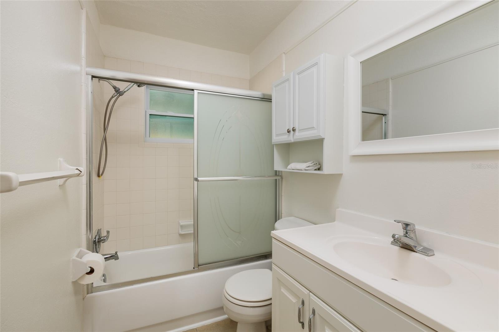 Image 20 of 44 For 13877 94th Avenue