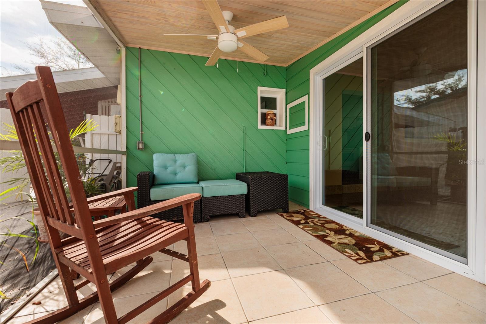 Image 30 of 44 For 13877 94th Avenue