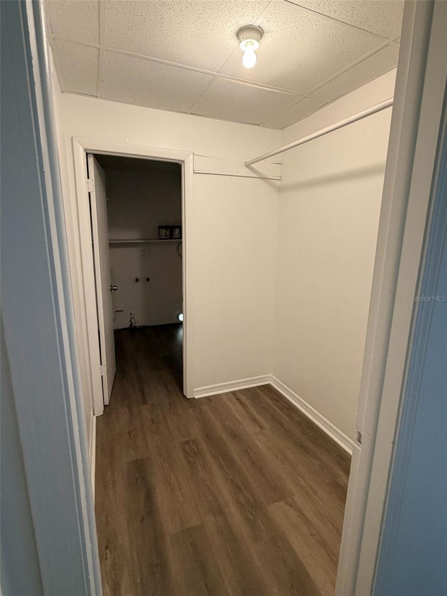 Image 11 of 37 For 4615 Wishart Boulevard