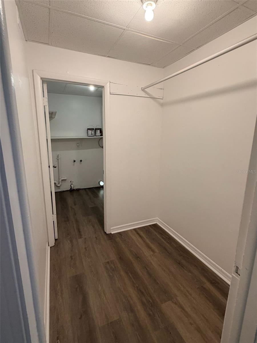 Image 12 of 37 For 4615 Wishart Boulevard