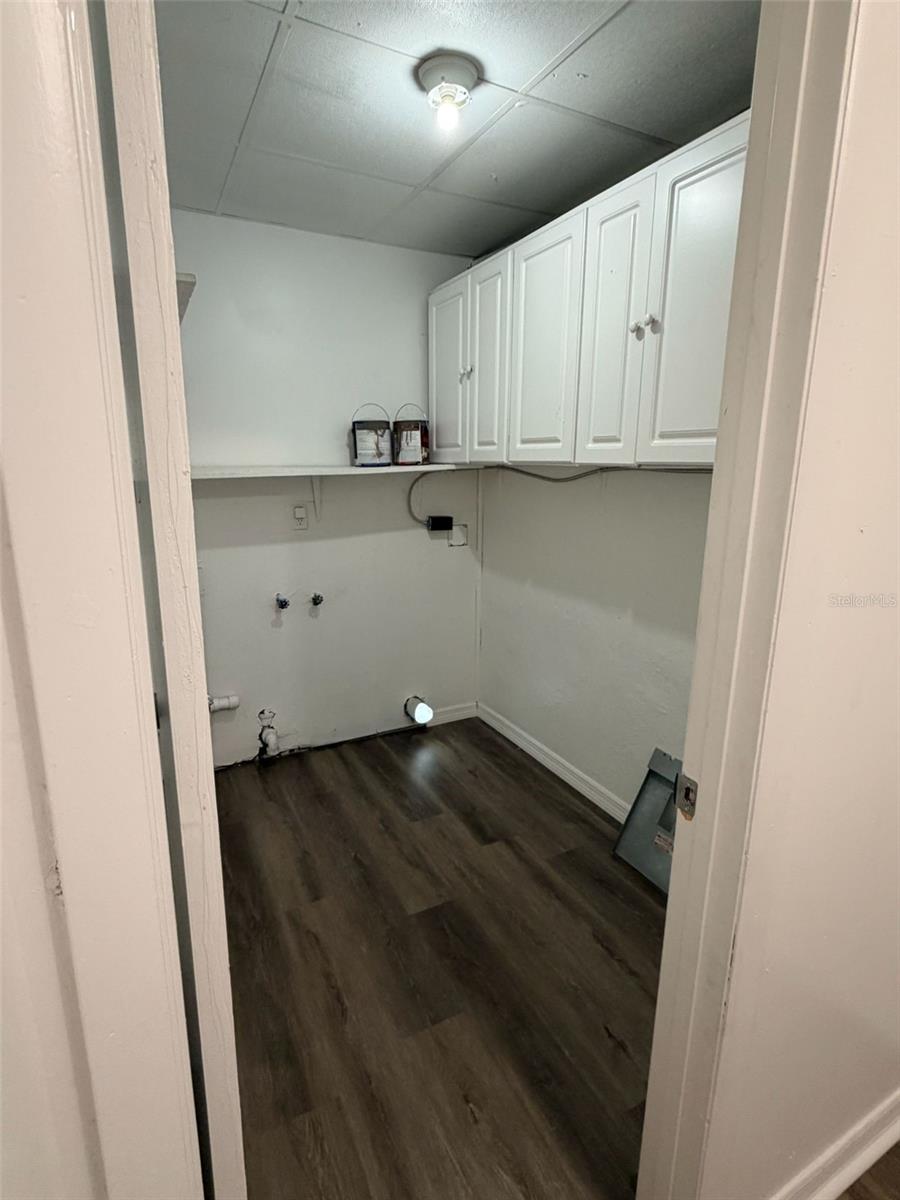 Image 13 of 37 For 4615 Wishart Boulevard