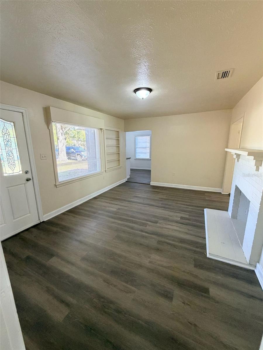 Image 24 of 37 For 4615 Wishart Boulevard