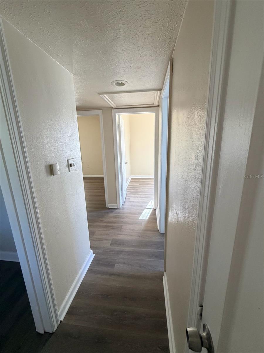 Image 30 of 37 For 4615 Wishart Boulevard