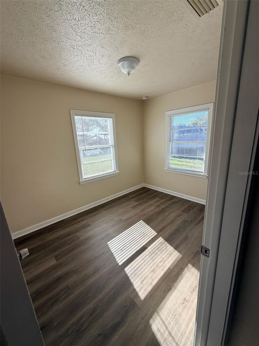 Image 35 of 37 For 4615 Wishart Boulevard