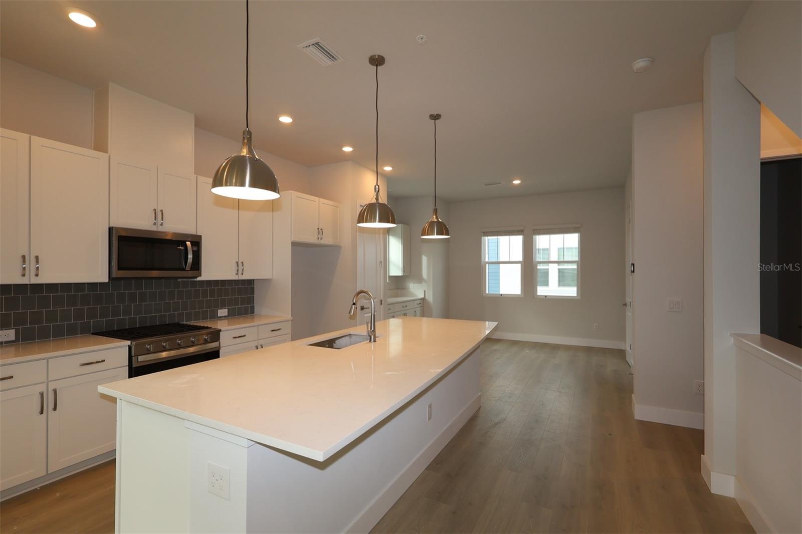 Image 5 of 42 For 6605 Nebraska Avenue 12