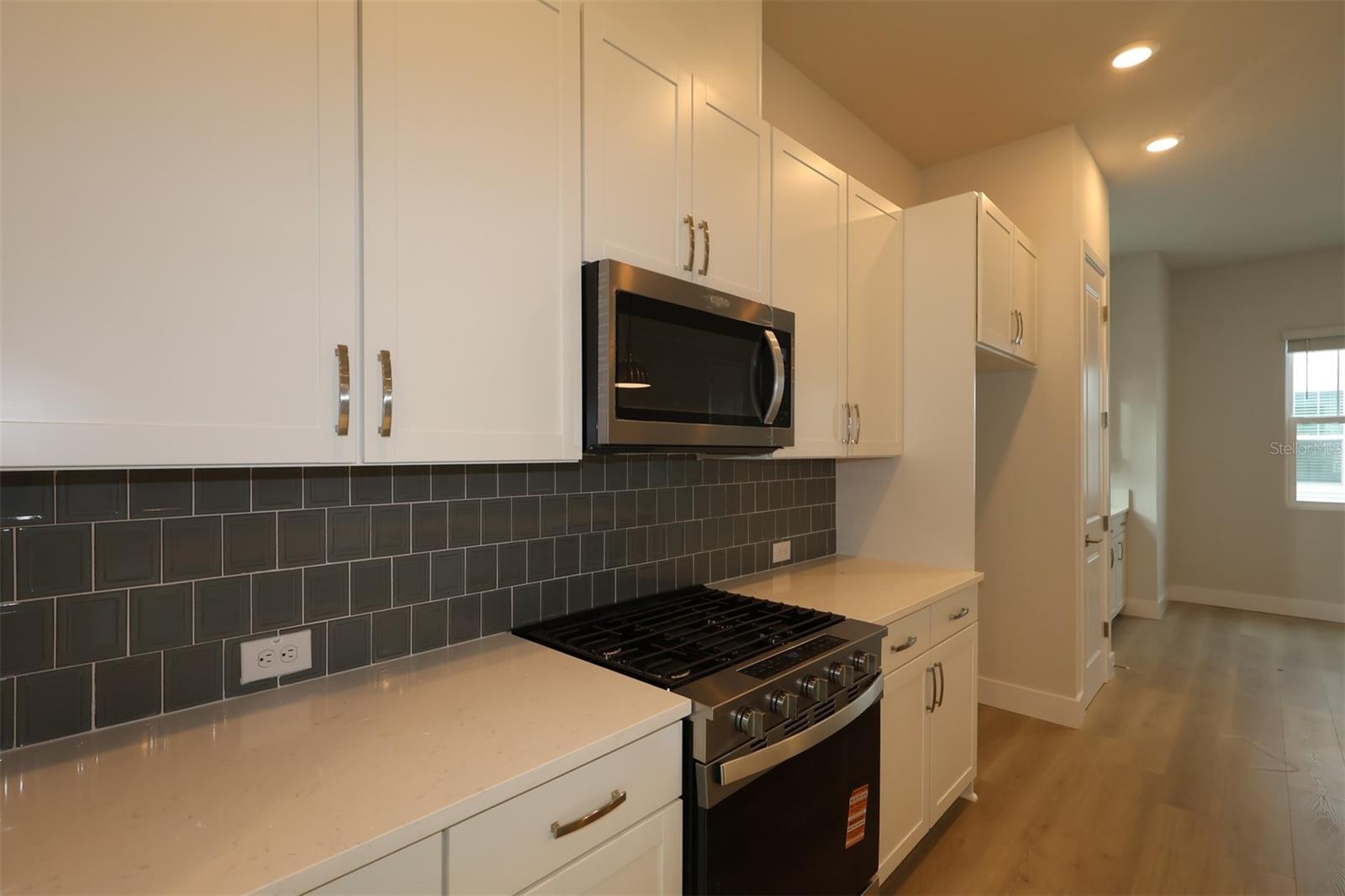 Image 8 of 42 For 6605 Nebraska Avenue 12