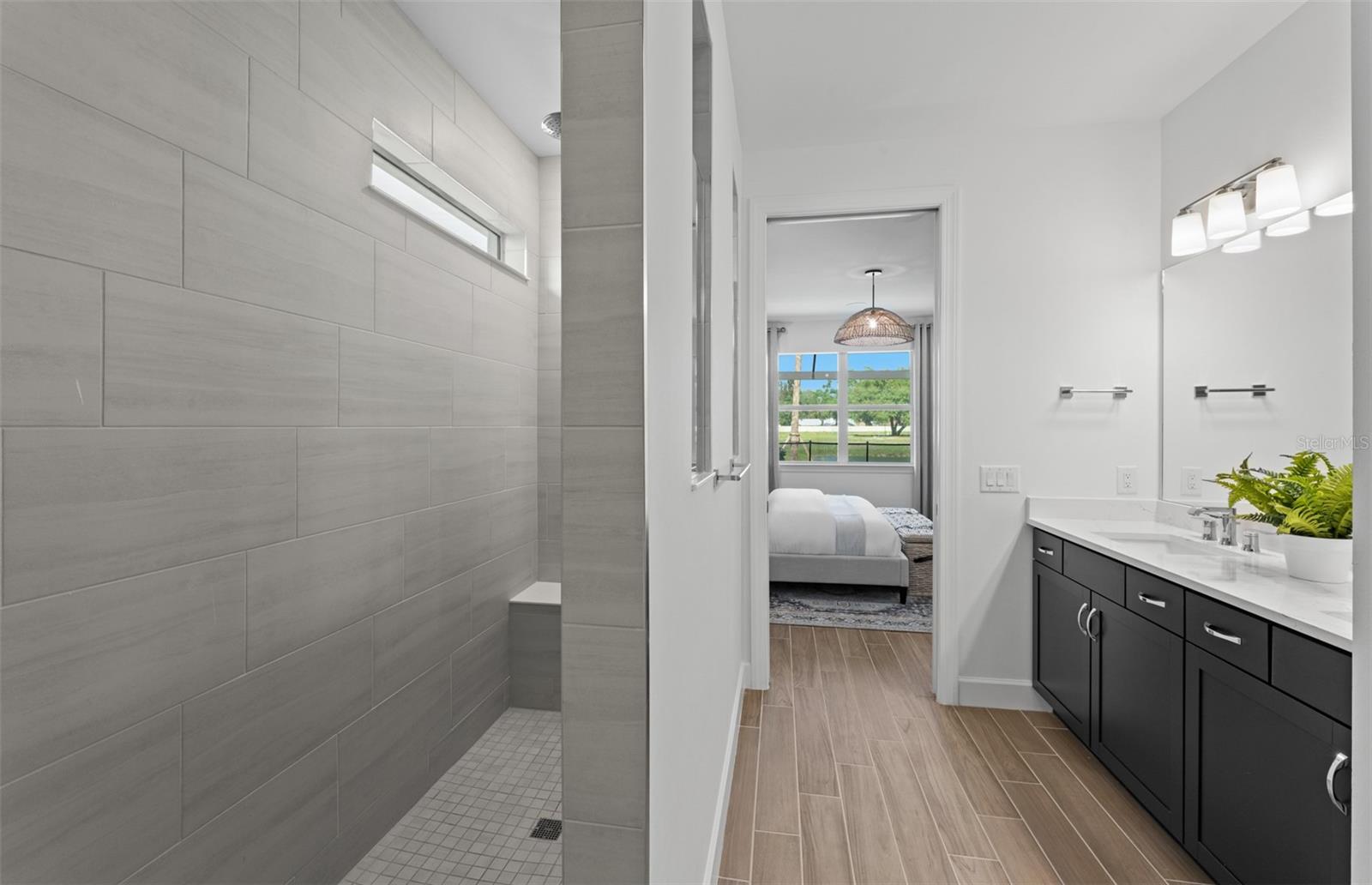 Image 13 of 23 For 6974 Minneola Court