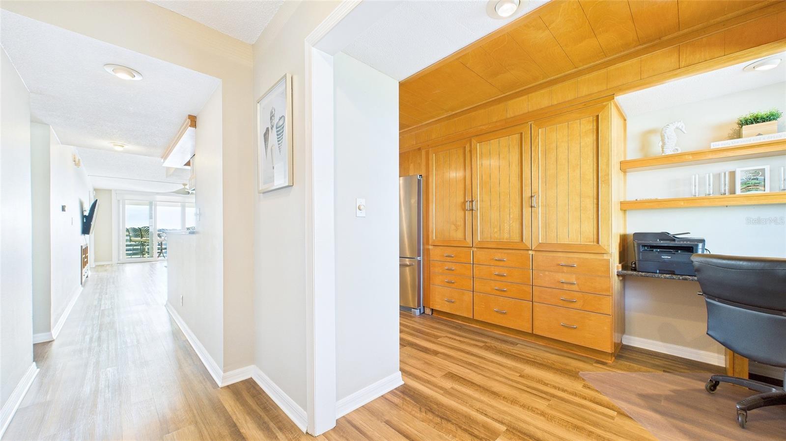 Image 10 of 40 For 2539 Gary Circle 602