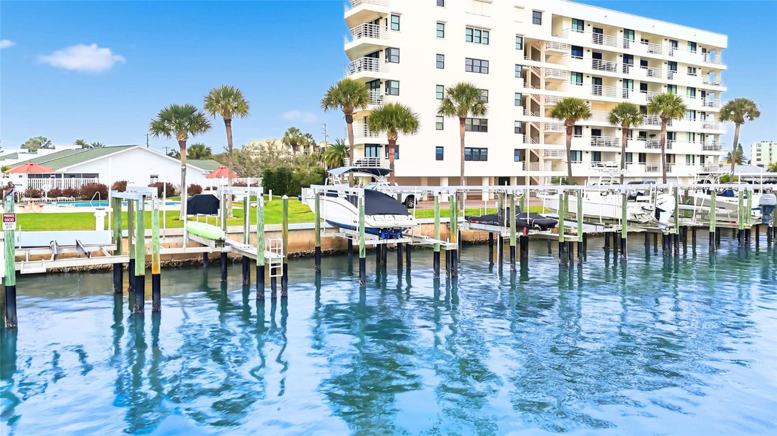 Image 32 of 40 For 2539 Gary Circle 602