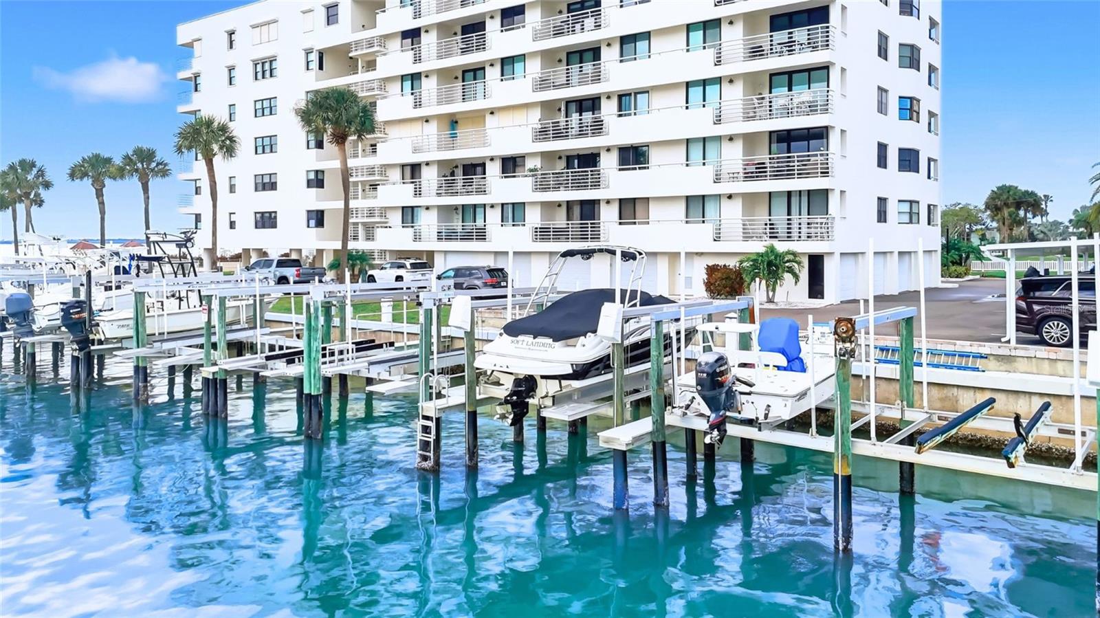 Image 35 of 40 For 2539 Gary Circle 602