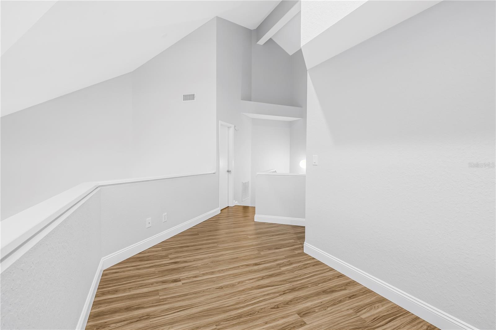 Image 19 of 51 For 1605 Royal Palm Drive S A