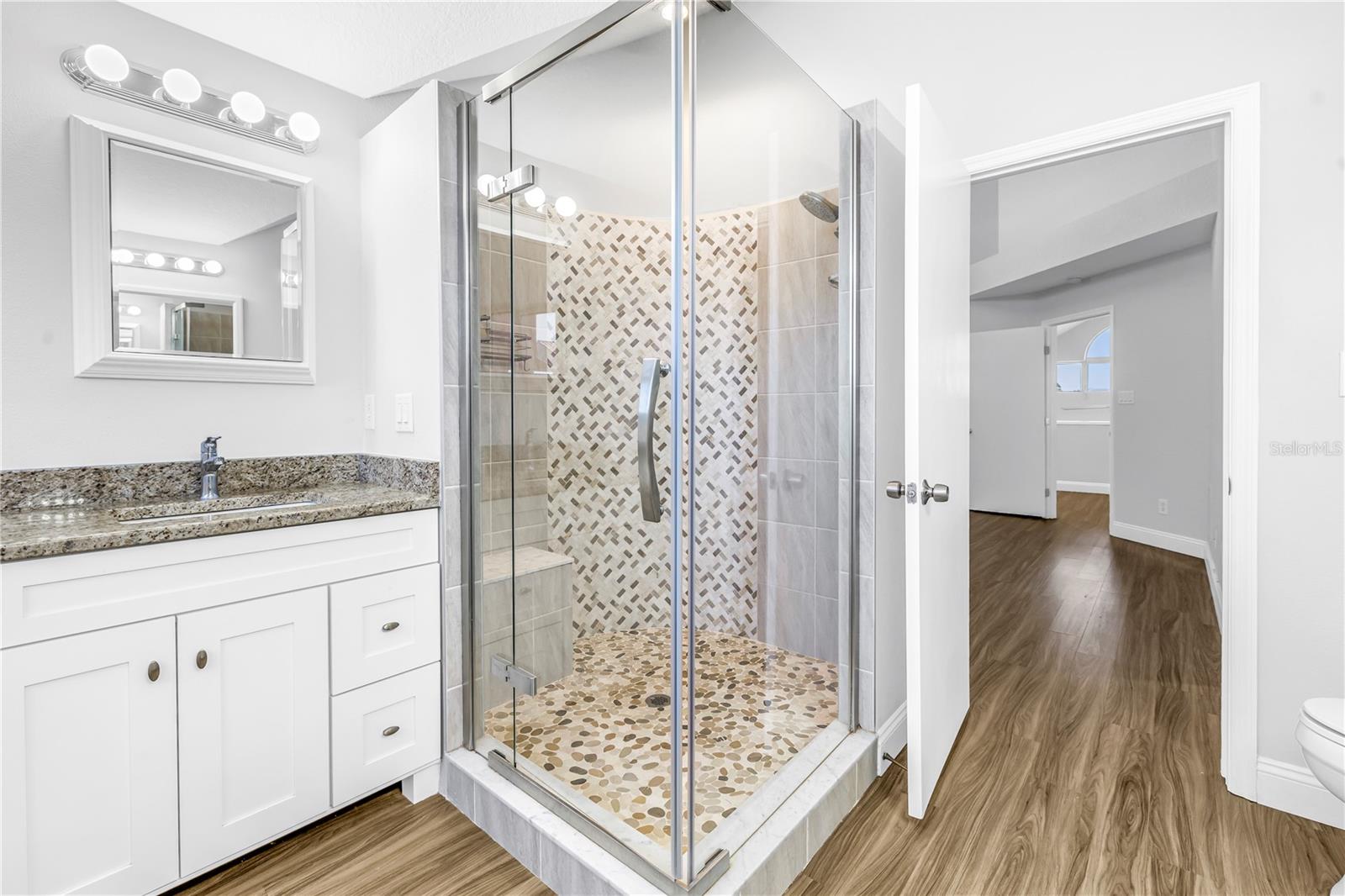 Image 26 of 51 For 1605 Royal Palm Drive S A