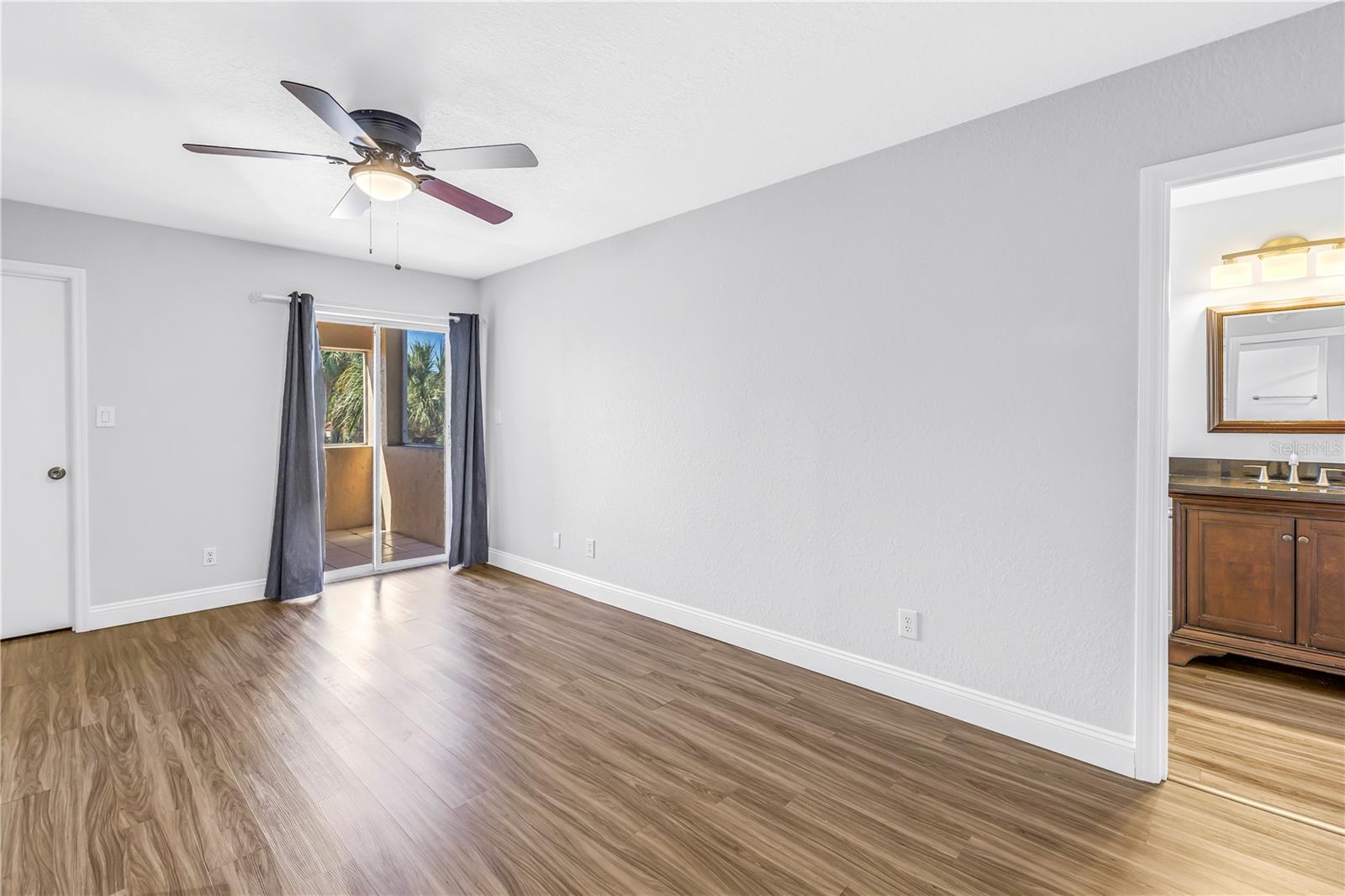 Image 31 of 51 For 1605 Royal Palm Drive S A