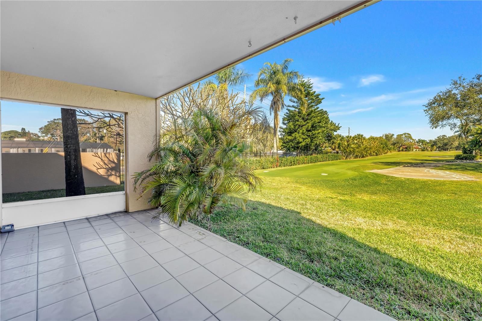 Image 39 of 51 For 1605 Royal Palm Drive S A