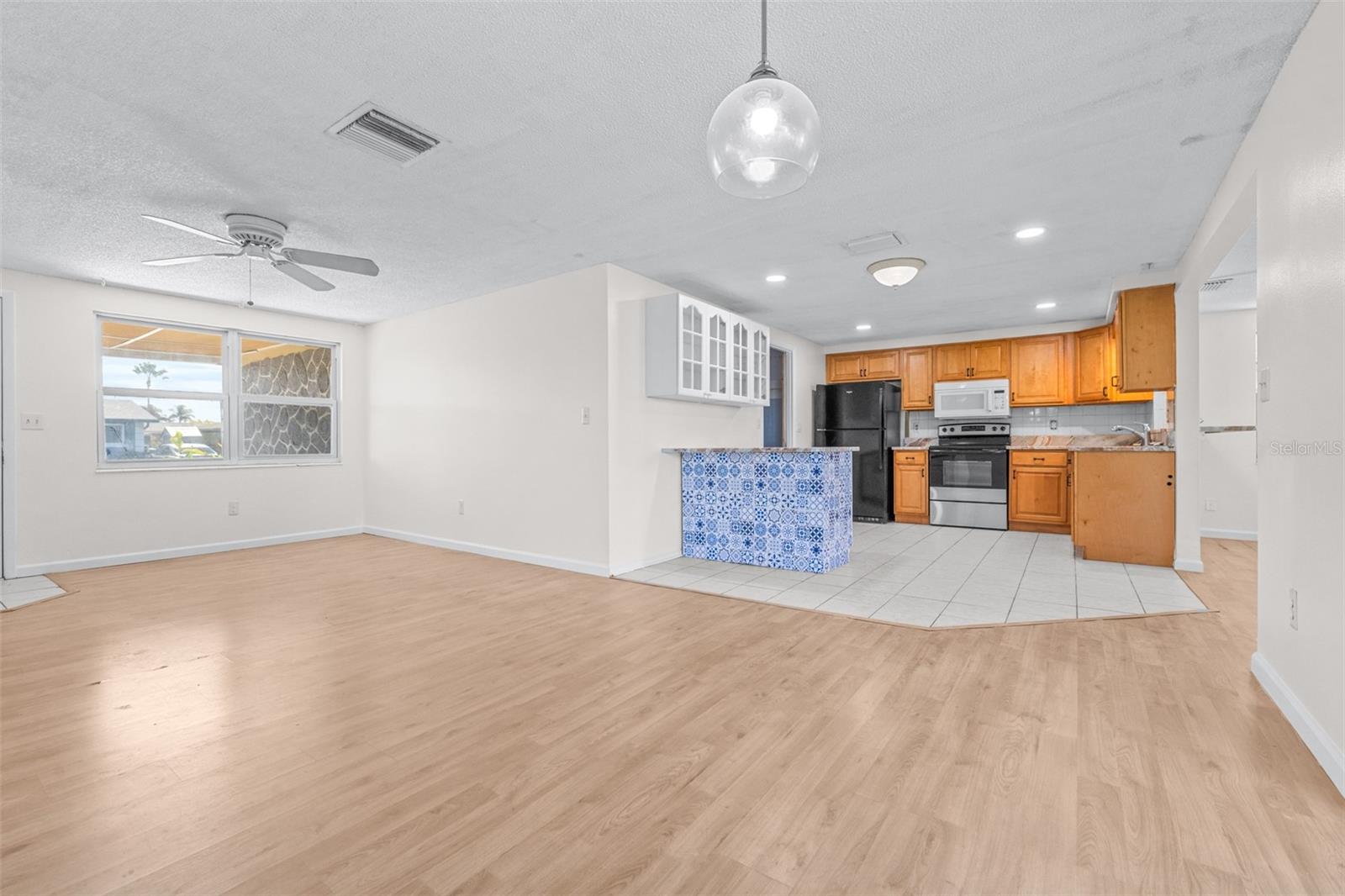 Image 13 of 42 For 3711 Elmwood Drive