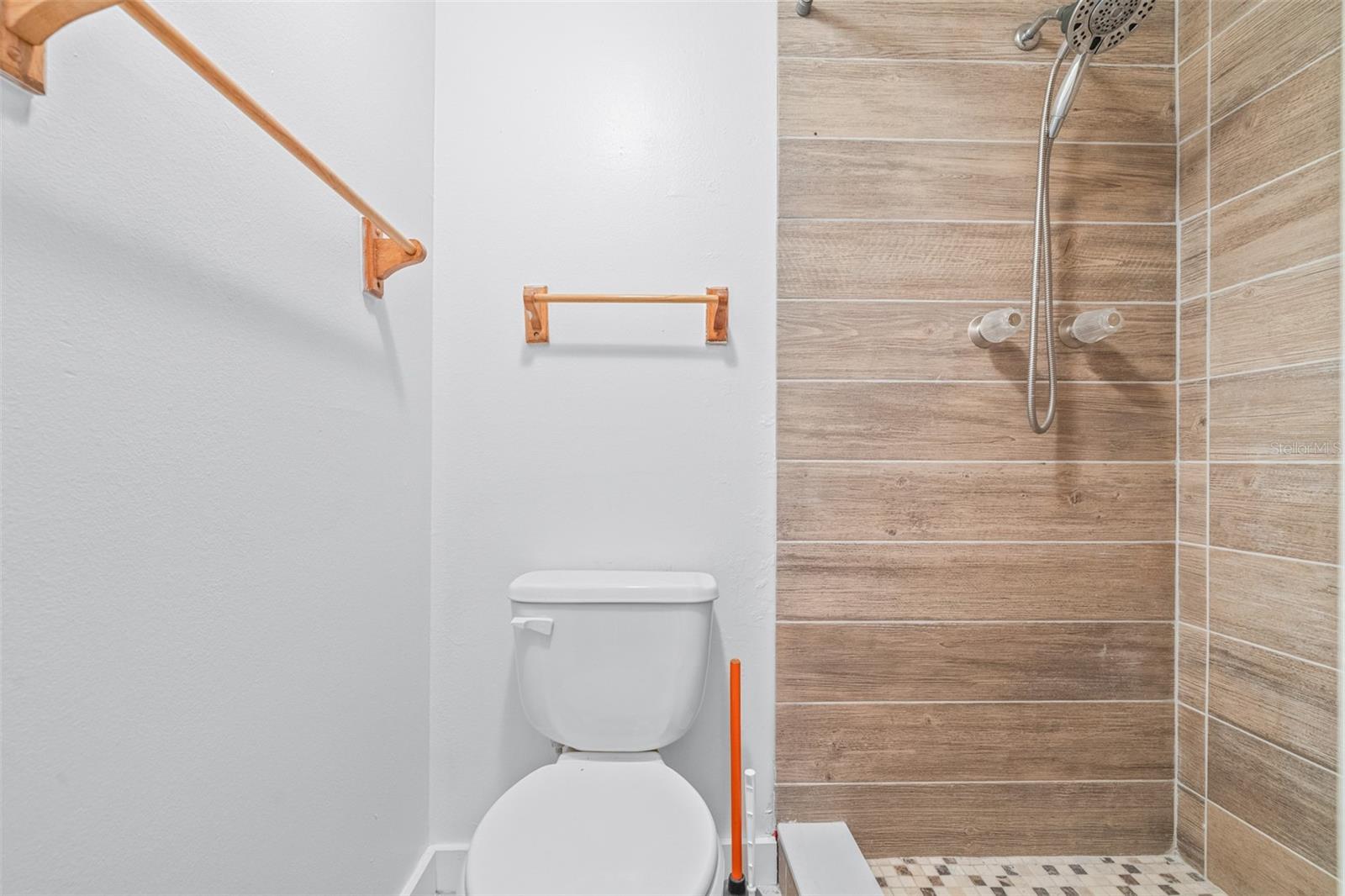 Image 32 of 42 For 3711 Elmwood Drive