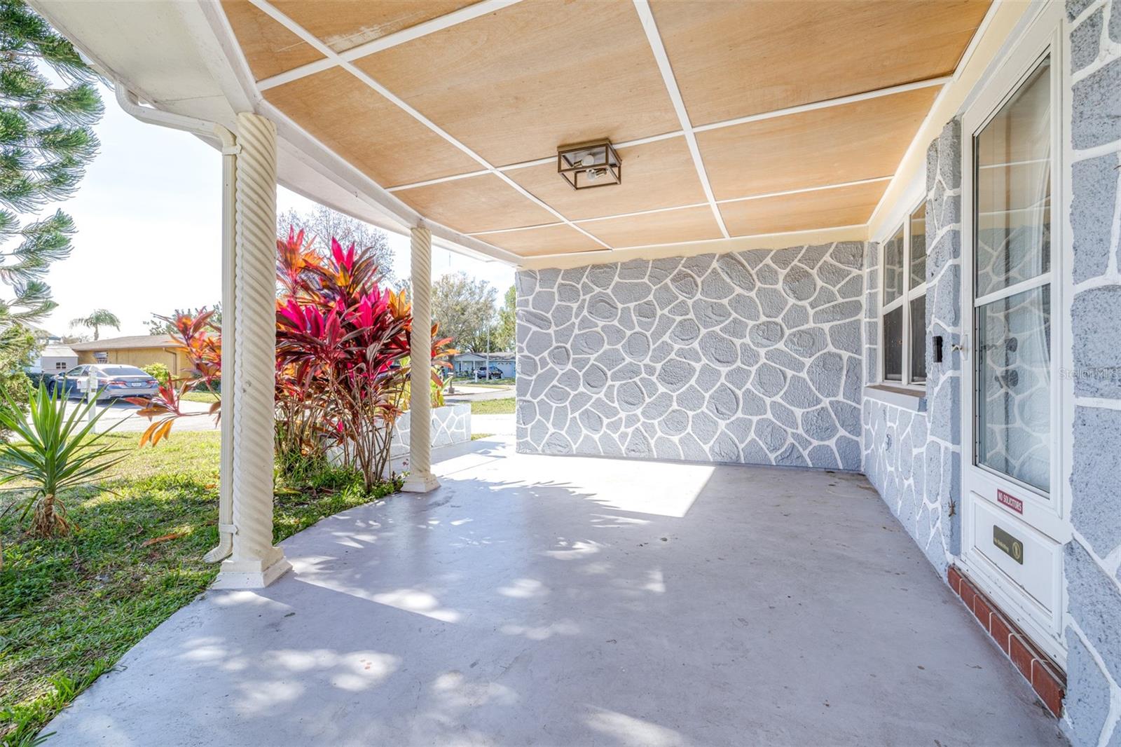 Image 4 of 42 For 3711 Elmwood Drive