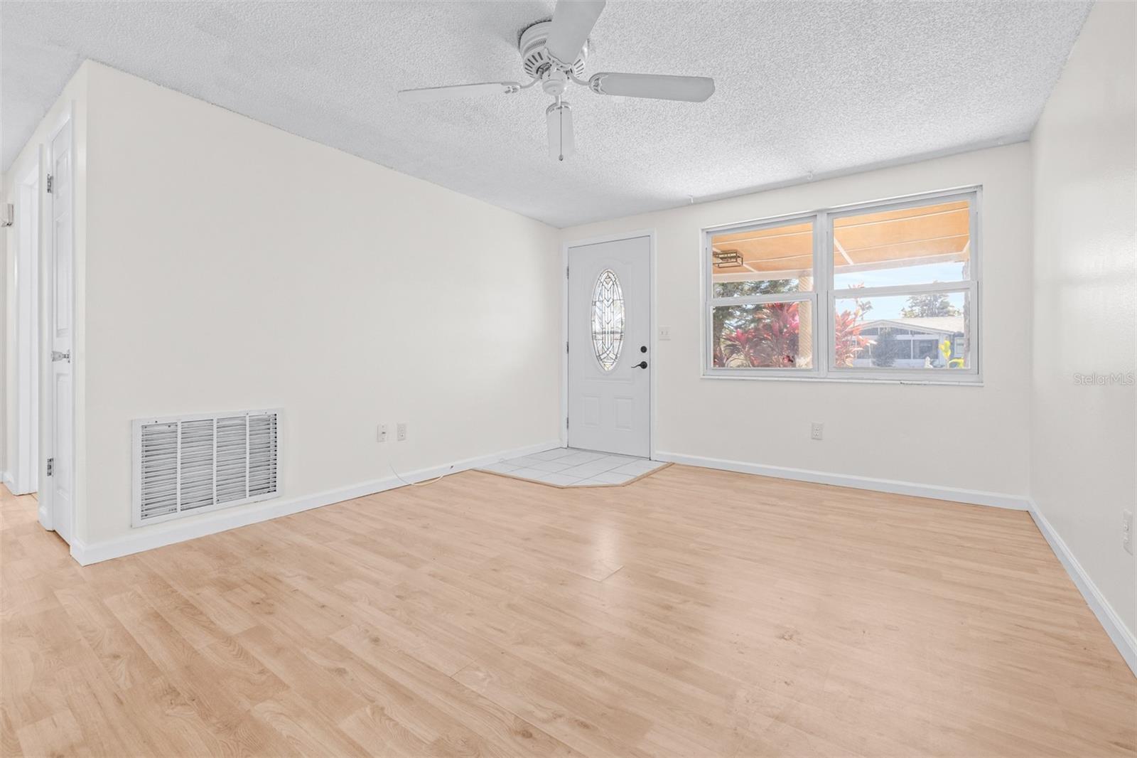 Image 6 of 42 For 3711 Elmwood Drive