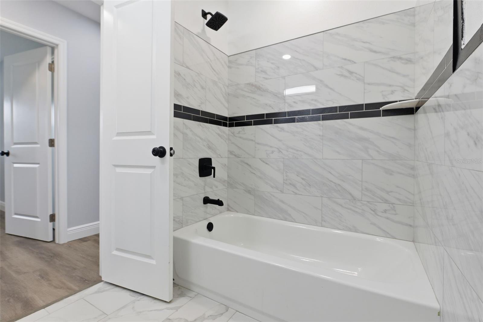 Image 8 of 16 For 4434 Cobia Drive