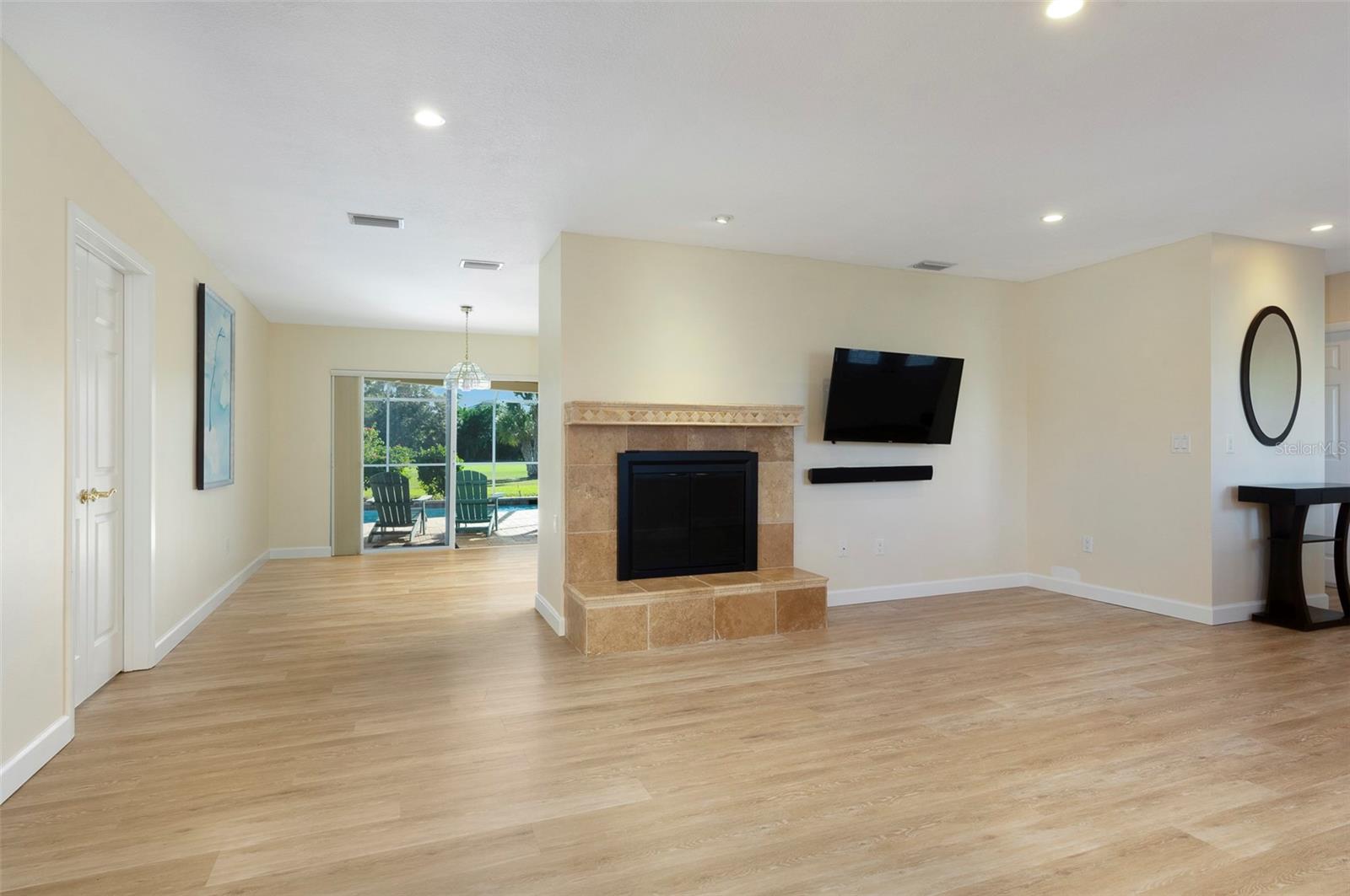 Image 16 of 40 For 9210 Grand Blanc Drive