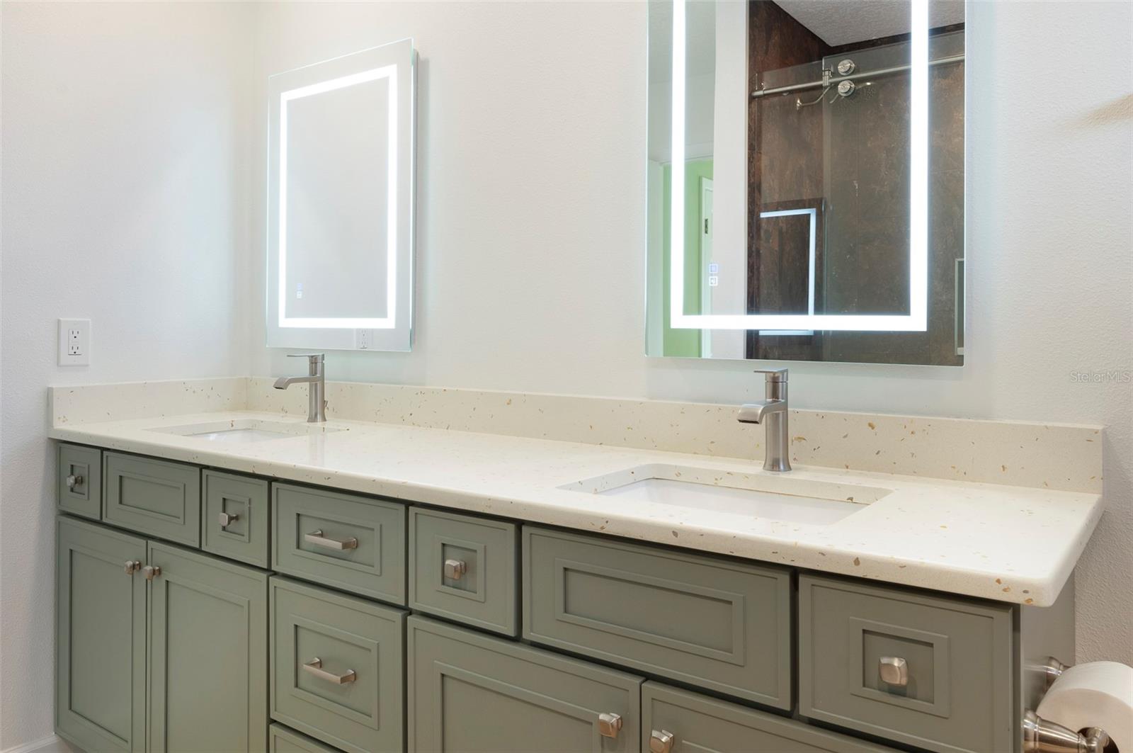 Image 27 of 40 For 9210 Grand Blanc Drive