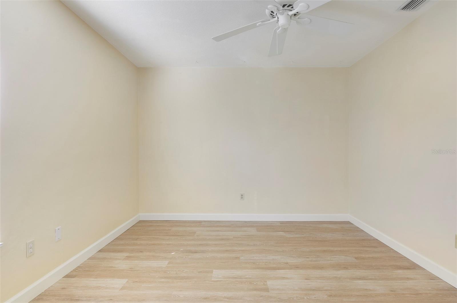 Image 31 of 40 For 9210 Grand Blanc Drive