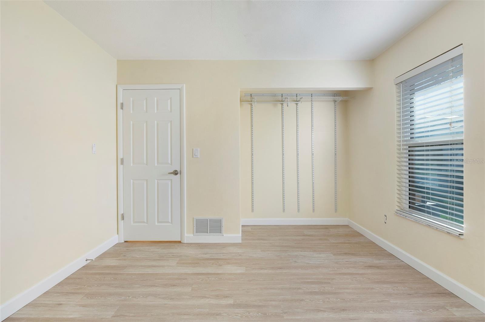 Image 32 of 40 For 9210 Grand Blanc Drive