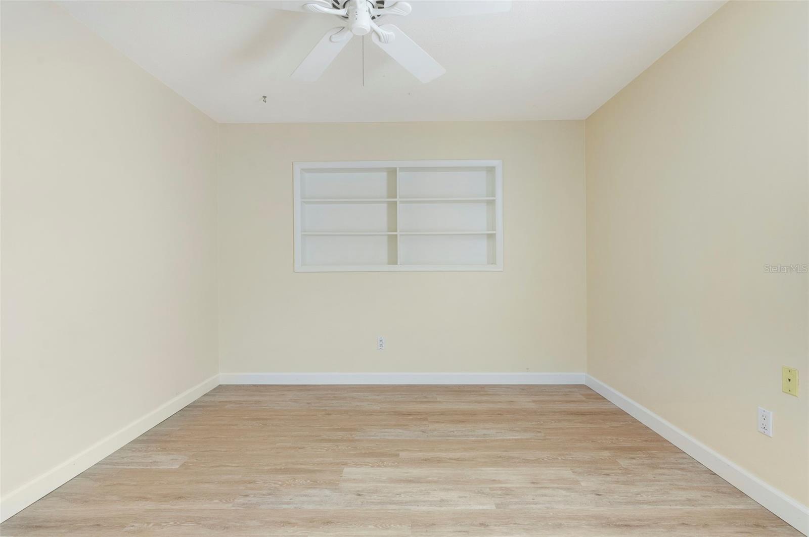 Image 33 of 40 For 9210 Grand Blanc Drive