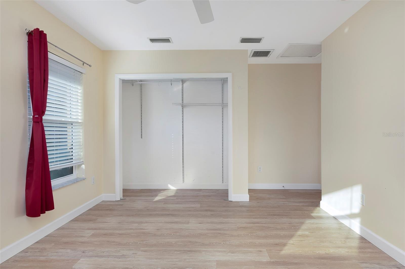 Image 36 of 40 For 9210 Grand Blanc Drive