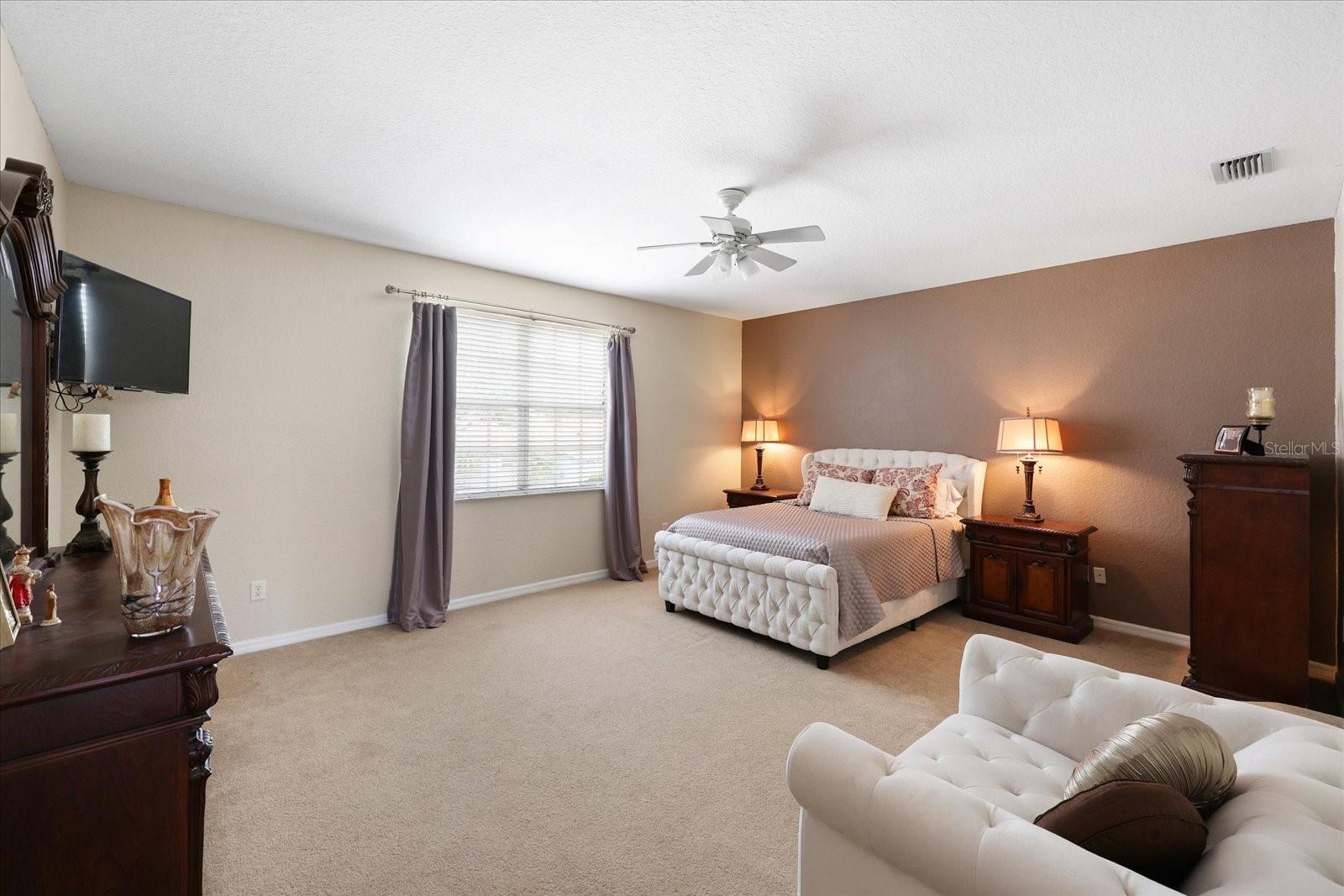 Image 24 of 51 For 10721 Banfield Drive