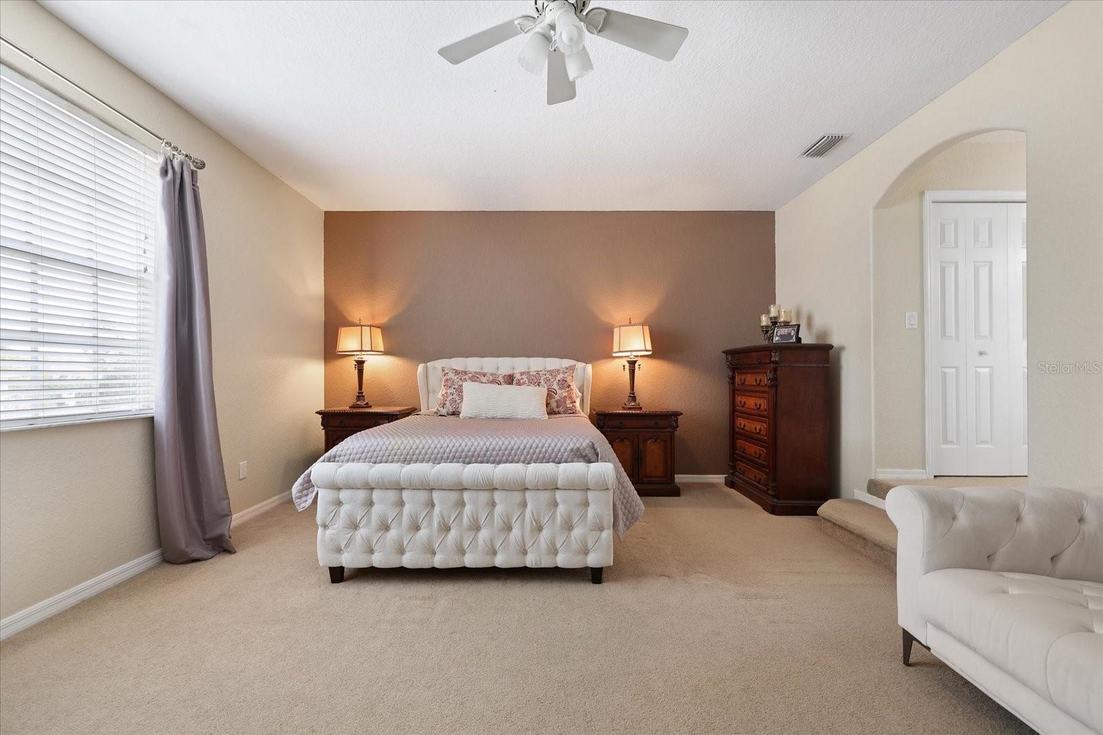 Image 25 of 51 For 10721 Banfield Drive