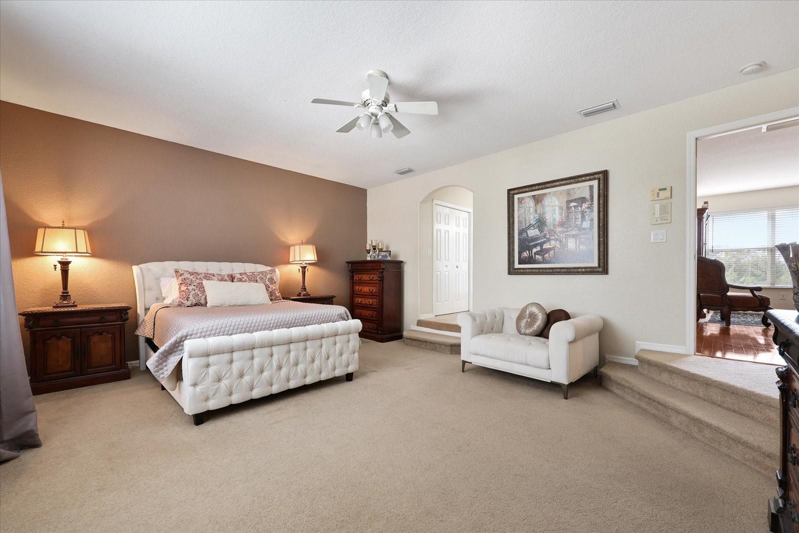 Image 26 of 51 For 10721 Banfield Drive