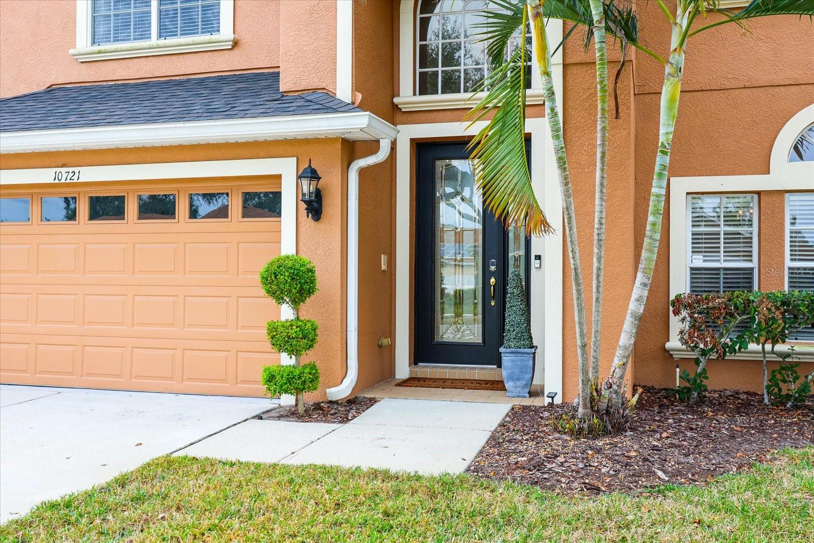 Image 5 of 51 For 10721 Banfield Drive