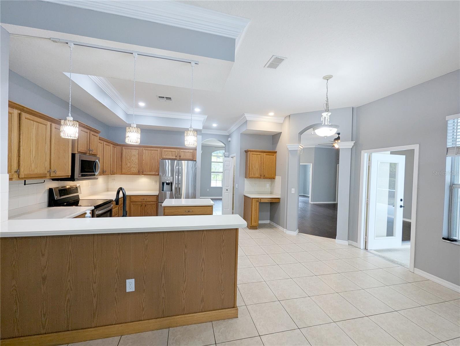 Image 19 of 52 For 8 Fig Court E