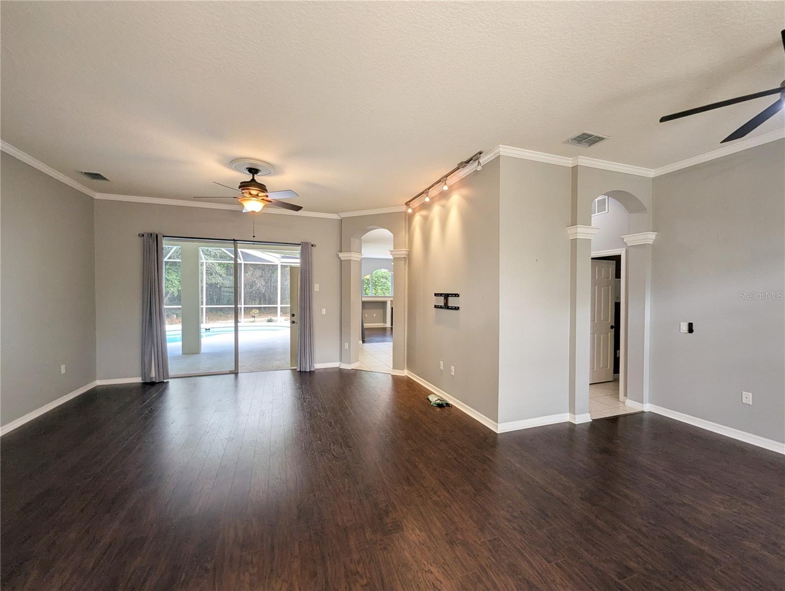 Image 2 of 52 For 8 Fig Court E