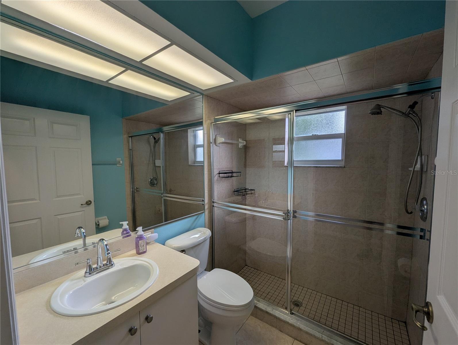 Image 23 of 52 For 8 Fig Court E