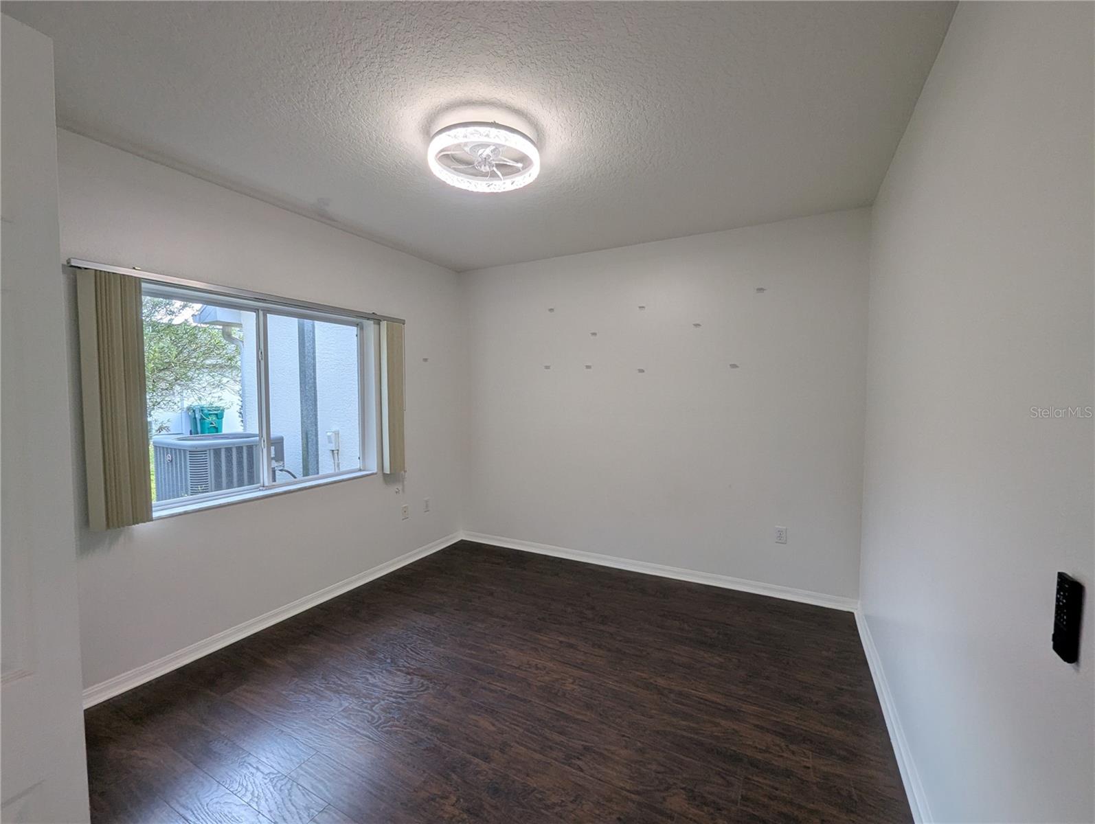 Image 24 of 52 For 8 Fig Court E