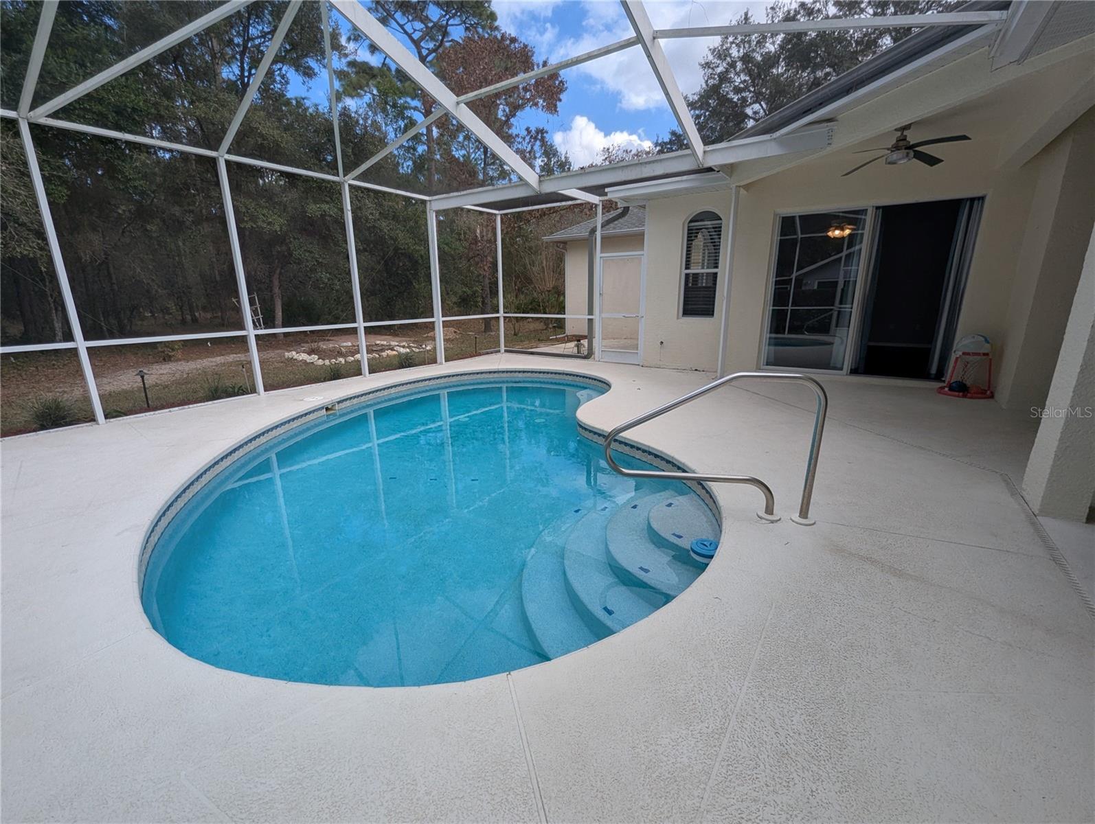 Image 34 of 52 For 8 Fig Court E