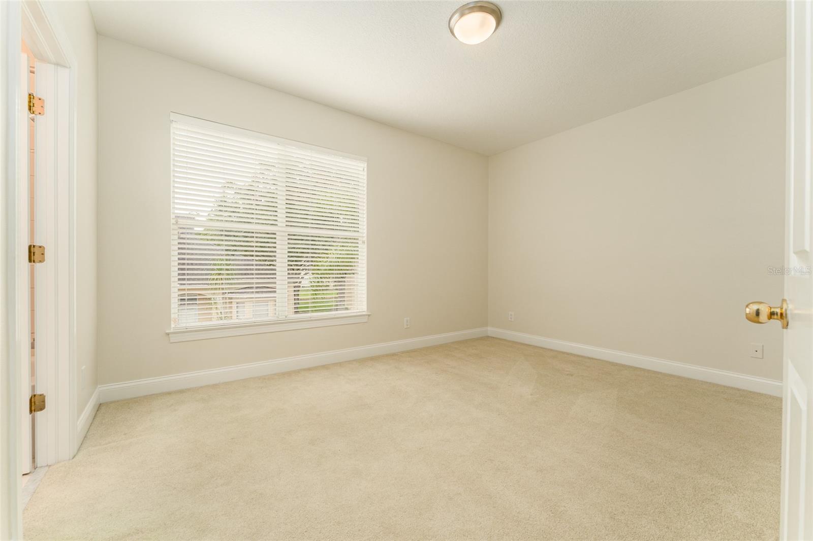 Image 30 of 49 For 3415 Heards Ferry Drive