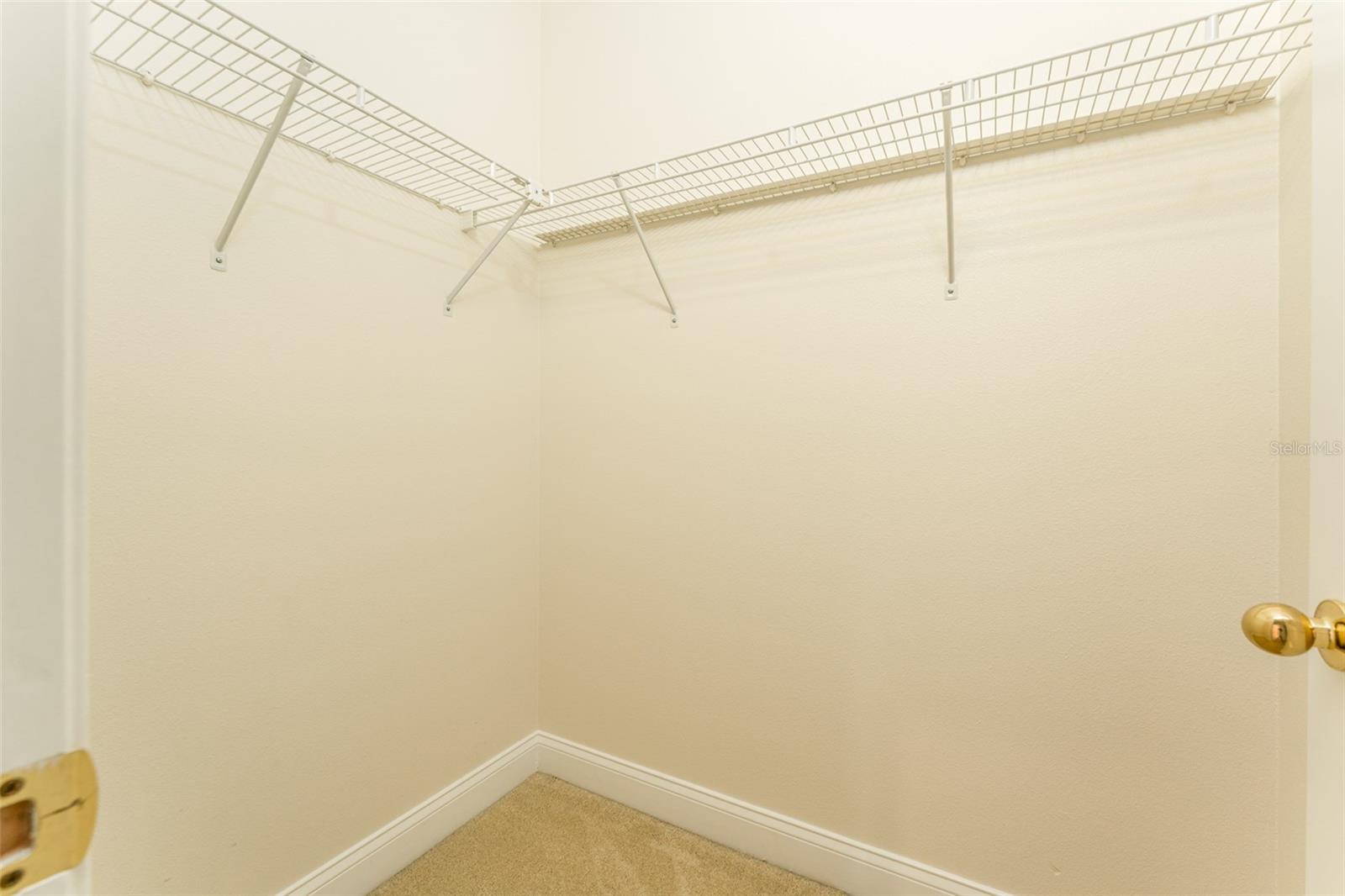 Image 36 of 49 For 3415 Heards Ferry Drive