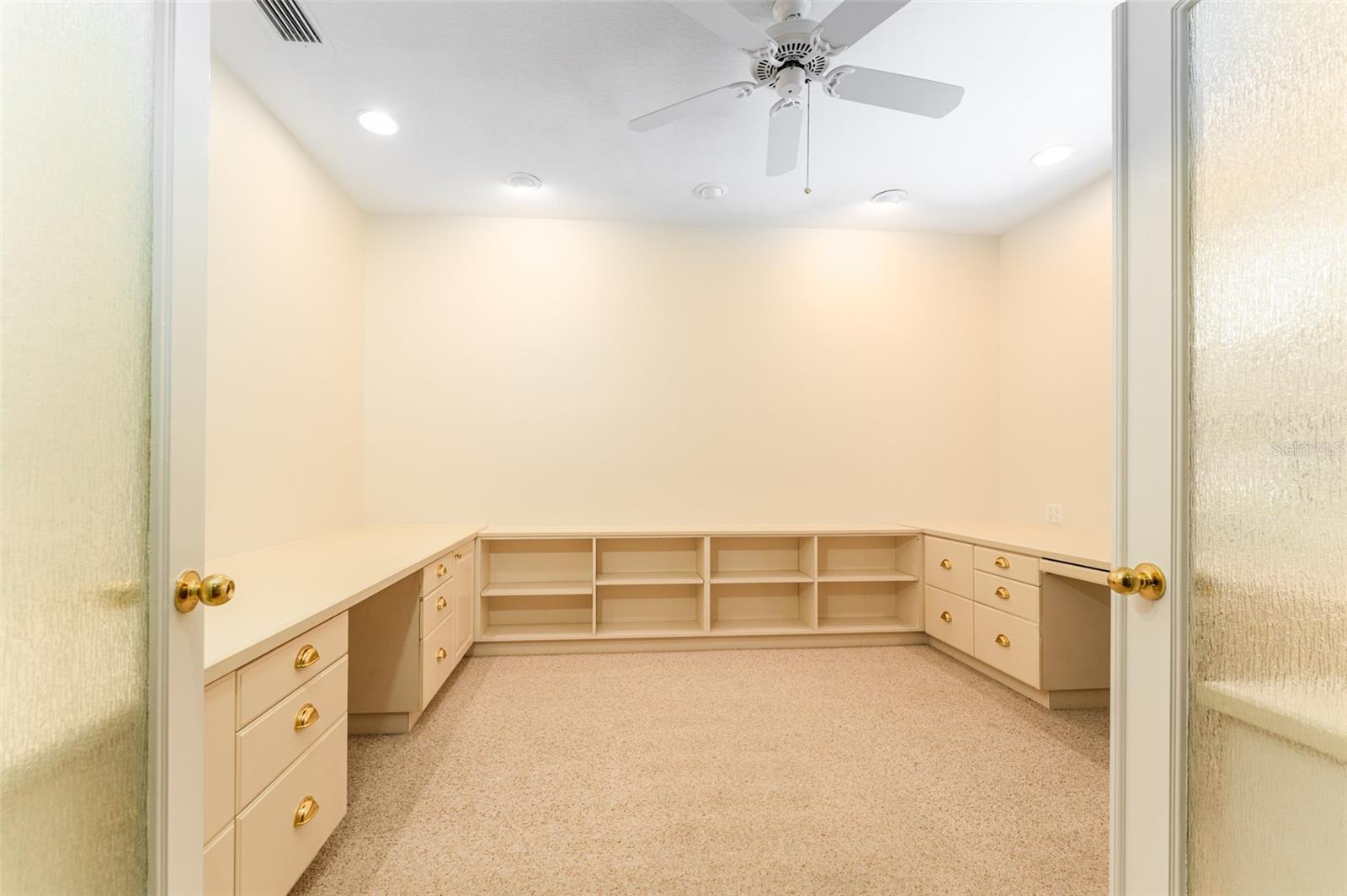 Image 9 of 49 For 3415 Heards Ferry Drive