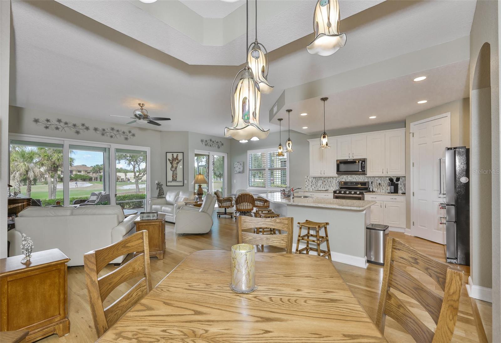 Image 10 of 42 For 1351 Emerald Dunes Drive