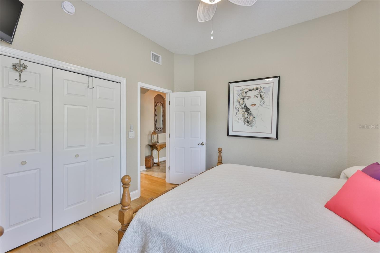 Image 25 of 42 For 1351 Emerald Dunes Drive