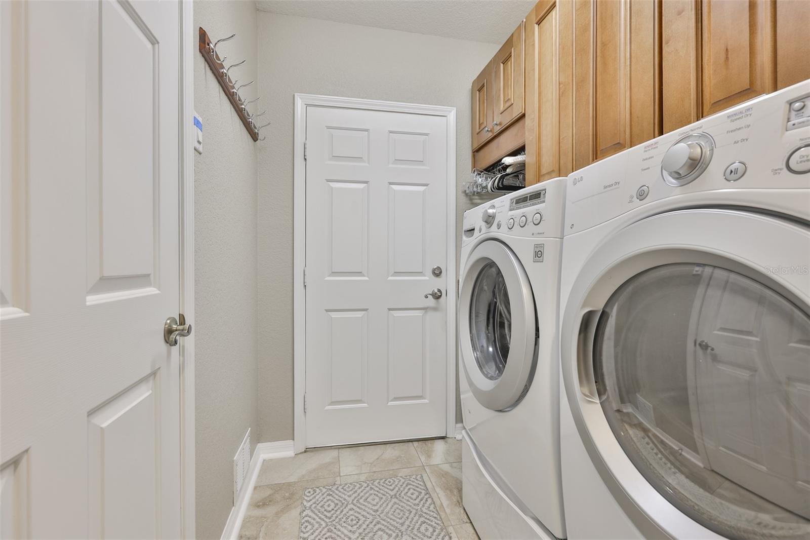 Image 29 of 42 For 1351 Emerald Dunes Drive